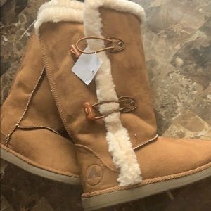 Girls size 13 Airwalk Boots